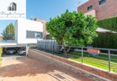 Chalet independiente con terreno en venta en la España, Alhendín, ref: TR263935 foto