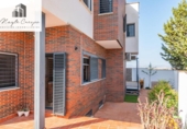 Chalet independiente con terreno en venta en la España, Alhendín, ref: TR263935 foto
