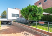 Chalet independiente con terreno en venta en la España, Alhendín, ref: TR322597 foto