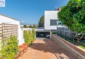 Chalet independiente con terreno en venta en la España, Alhendín, ref: TR267517 foto