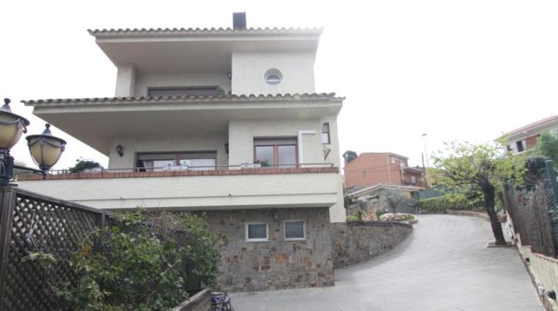 Barcelona - Abrera - 554m2
