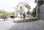 Xalet independent amb terreny en venda a la España, Abrera, ref.: TR282793 foto