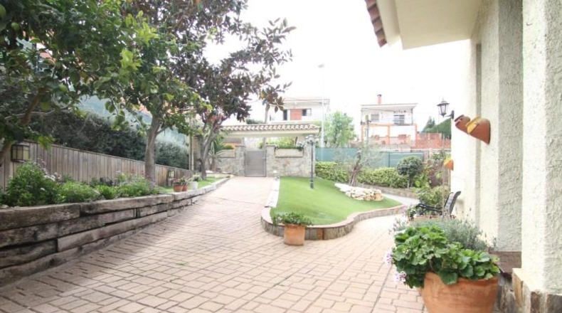 Barcelona - Abrera - 554m2