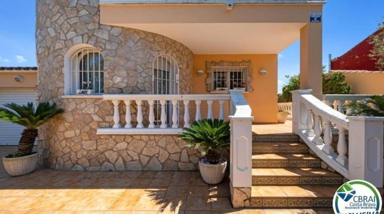 Gerona - Empuriabrava - 400m2