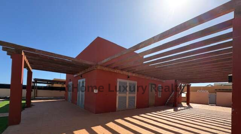 Las Palmas - Пуэрто-дель-Росарио - 205m2