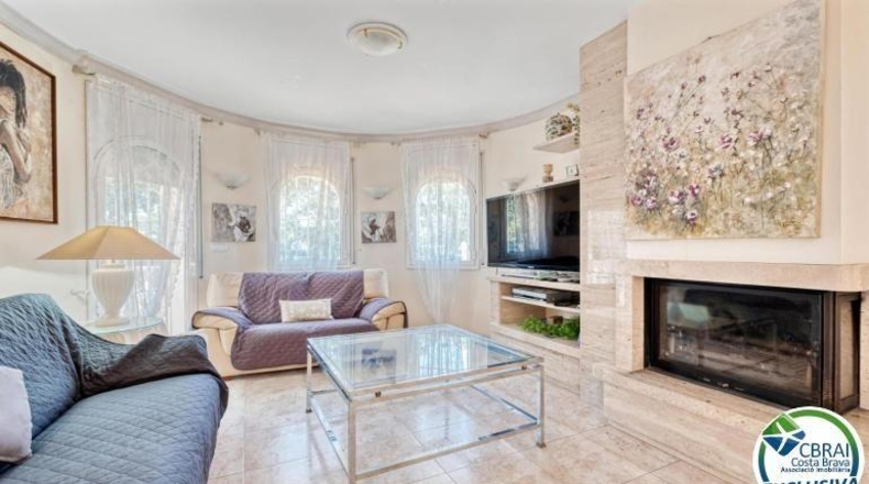 Gerona - Empuriabrava - 400m2