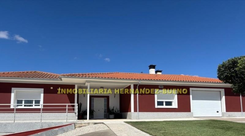 Salamanca - Villamayor - 2300m2