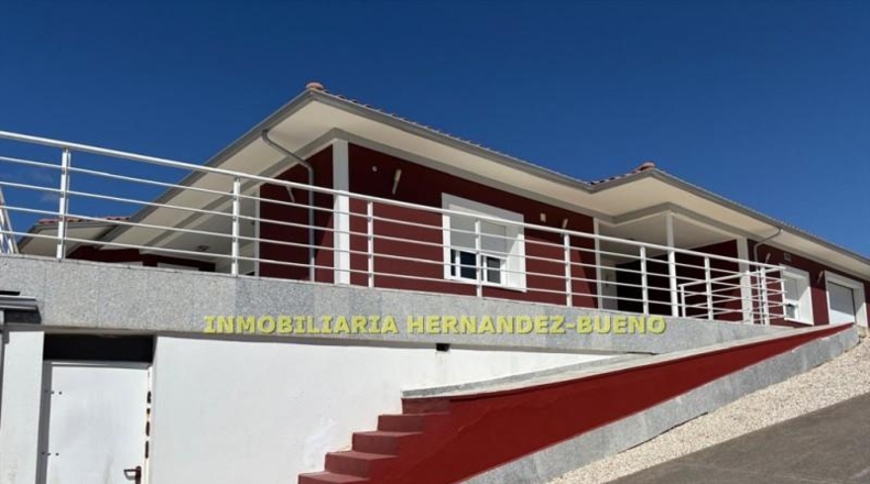 Salamanca - Villamayor - 2300m2