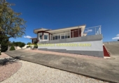 Xalet independent amb terreny en venda a la España, Villamayor, ref.: TR138411 foto
