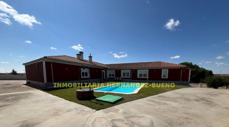 Salamanca - Villamayor - 2300m2