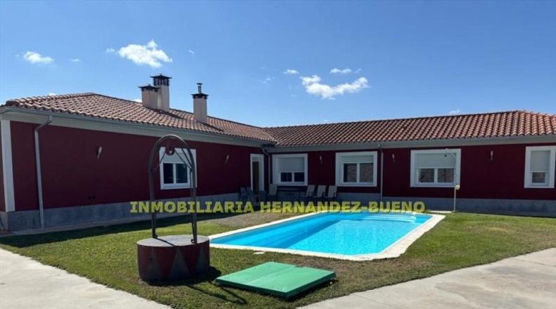 Salamanca - Villamayor - 2300m2