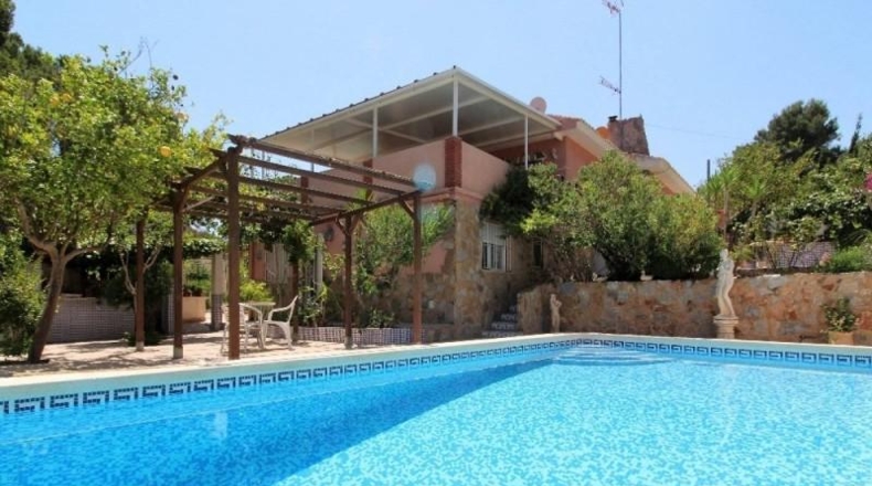 Alicante - Torrevieja - 938m2
