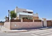 Xalet independent amb terreny en venda a la España, Benijòfer, ref.: TR145185 foto