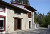 Xalet independent amb terreny en venda a la España, Llanes, ref.: TR168603 foto