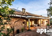 Casa de pueblo en venta en la España, Castellar del Vallès, ref: TR280509 foto