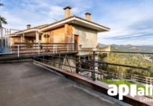 Casa de pueblo en venta en la España, Castellar del Vallès, ref: TR280509 foto