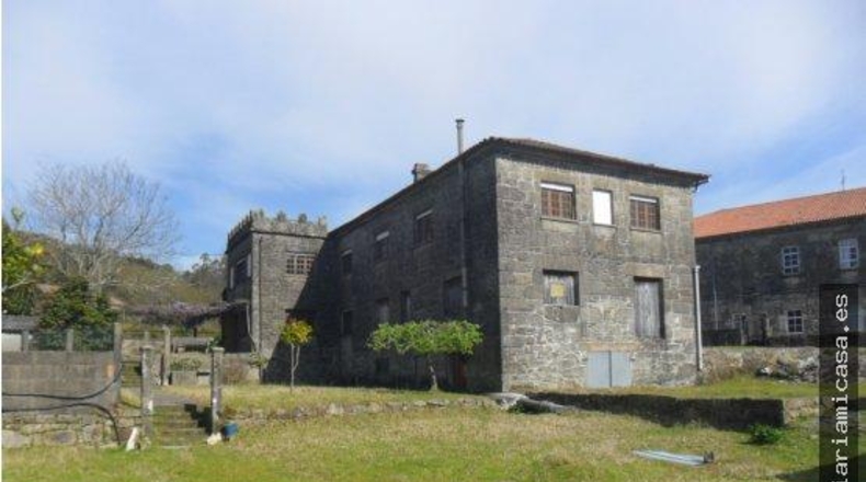 La Coruña - Padrón - 2466m2