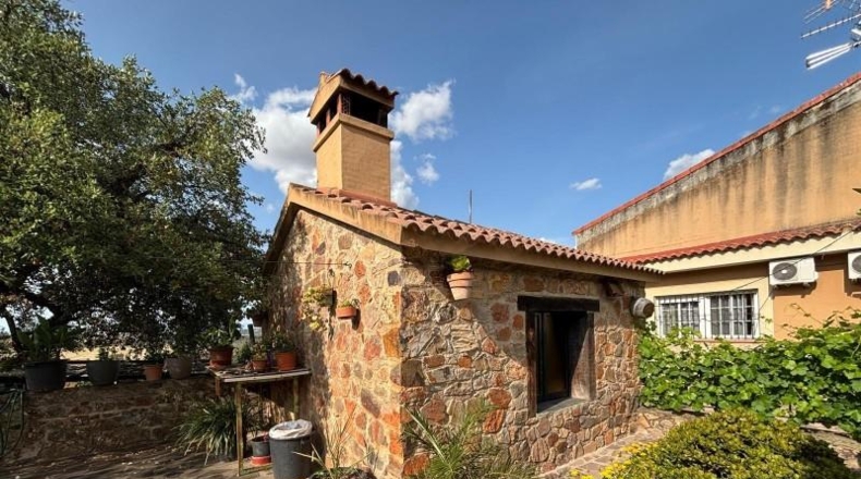 Caceres - Cáceres - 1000m2