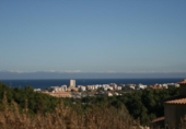 Городская земля под застройку на продажу у города Jávea Фото