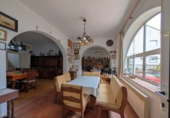 Отдельно стоящий дом с участком на продажу в городе Gandia Фото