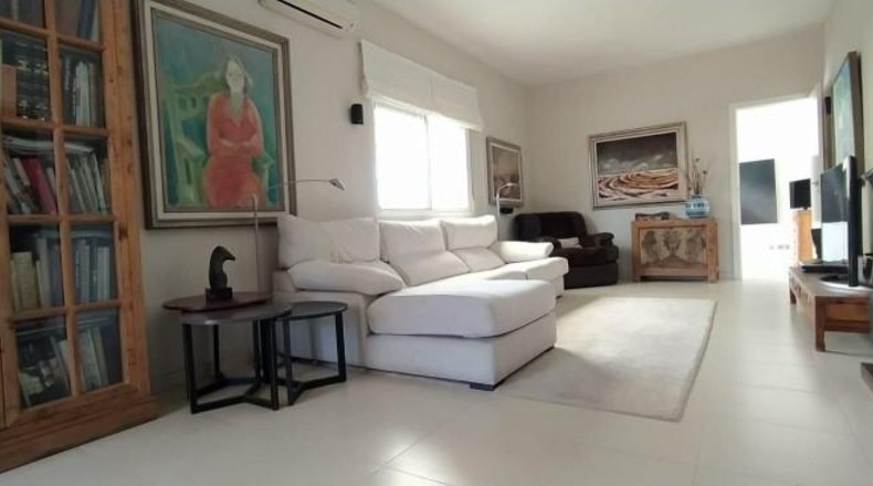 Alicante - Alfaz del Pi - 450m2