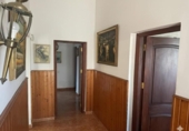 Отдельно стоящий дом с участком на продажу в городе Альхесирас Фото