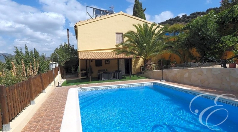 Córdoba - Iznájar - 11000m2