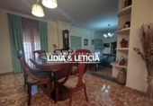 Дом с участком на продажу в городе Alcalá de Guadaíra Фото
