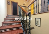 Дом с участком на продажу в городе Alcalá de Guadaíra Фото