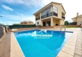 Xalet independent amb terreny en venda a la España, Benicàssim, ref.: TR315087 foto