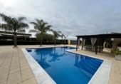Chalet independiente con terreno en venta en la España, Lora del Río, ref: TR367887 foto