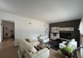 Chalet independiente con terreno en venta en la España, Lora del Río, ref: TR367887 foto
