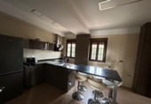 Chalet independiente con terreno en venta en la España, Lora del Río, ref: TR367887 foto