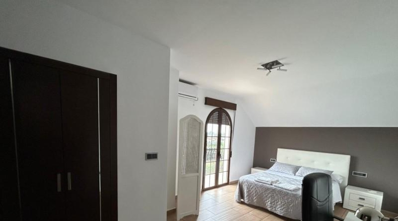 Sevilla - Lora del Río - 2570m2