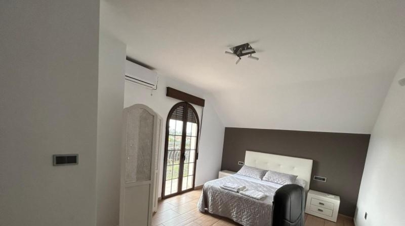 Sevilla - Lora del Río - 2570m2