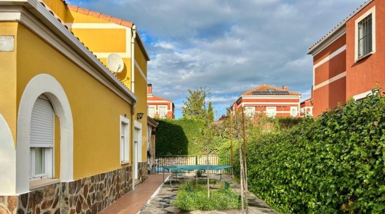 Guadalajara - Cabanillas del Campo - 500m2