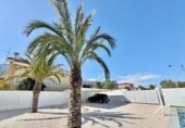 Chalet independiente con terreno en venta en la España, Orihuela, ref: TR242442 foto