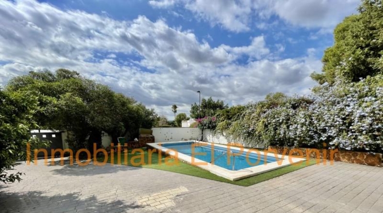Valencia - Torrente - 737m2