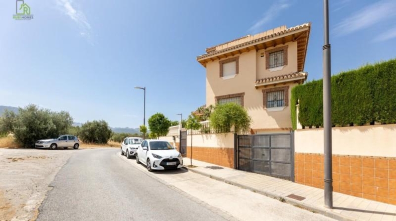 Granada - Huétor Vega - 437m2