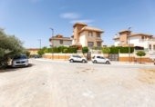 Xalet independent amb terreny en venda a la España, Huétor Vega, ref.: TR331906 foto