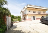 Загородный дом с участком на продажу в городе Vilanova i la Geltrú Фото