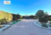 Xalet independent amb terreny en venda a la España, Elx, ref.: TR142391 foto