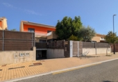 Xalet independent amb terreny en venda a la España, Egüés, ref.: TR129544 foto