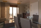 Chalet independiente con terreno en venta en la España, Sangenjo, ref: TR371158 foto