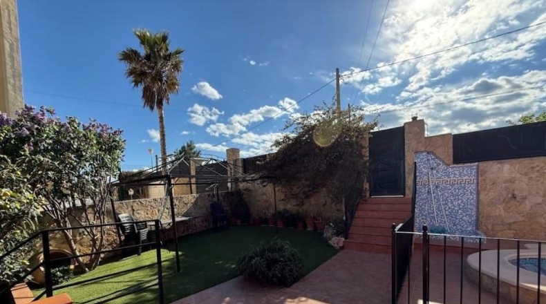 Valencia - Chiva - 262m2
