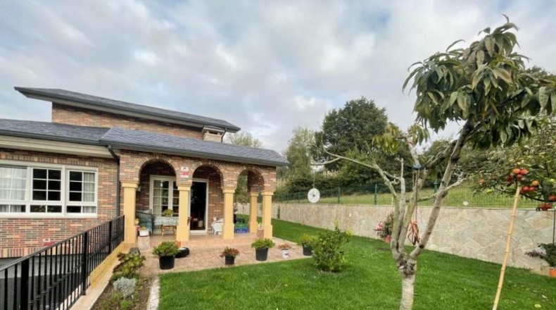 Cantabria - Bárcena de Cicero - 1010m2