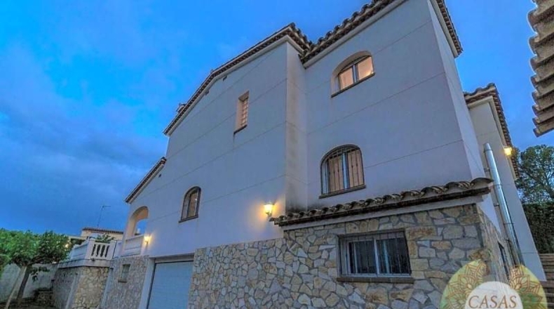 Tarragona - l'Ampolla - 780m2