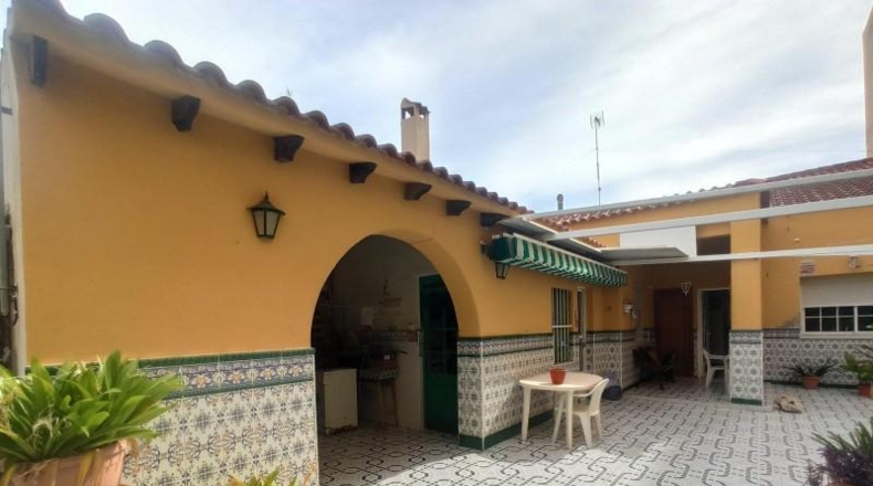 Alicante - San Vicente del Raspeig - 374m2