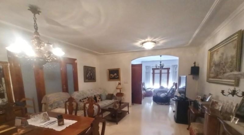 Alicante - San Vicente del Raspeig - 374m2