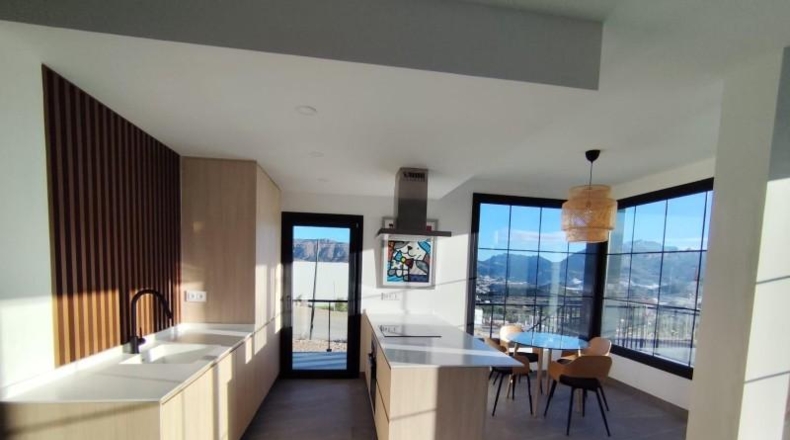 Alicante - Polop - 271m2